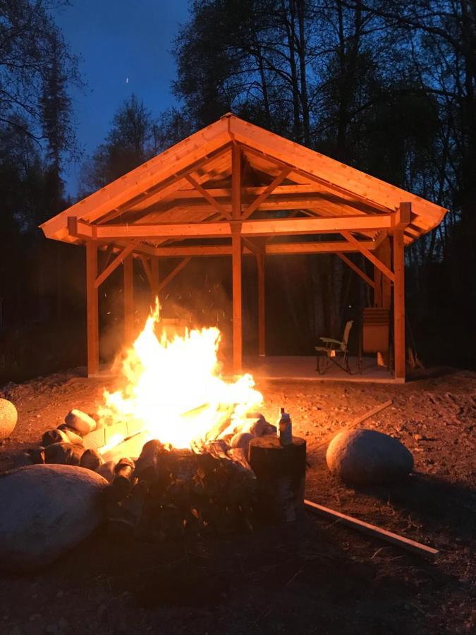 Talkeetna Wilderness Lodge & Cabin Rentals Sunshine Екстер'єр фото