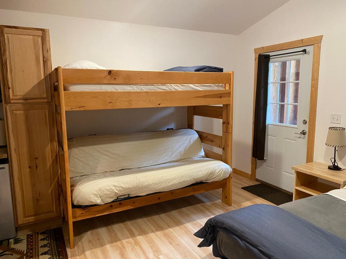 Talkeetna Wilderness Lodge & Cabin Rentals Sunshine Екстер'єр фото