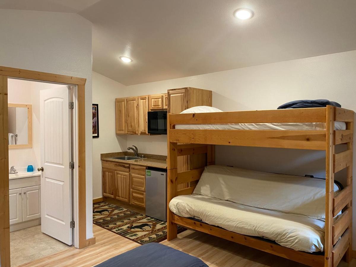 Talkeetna Wilderness Lodge & Cabin Rentals Sunshine Екстер'єр фото