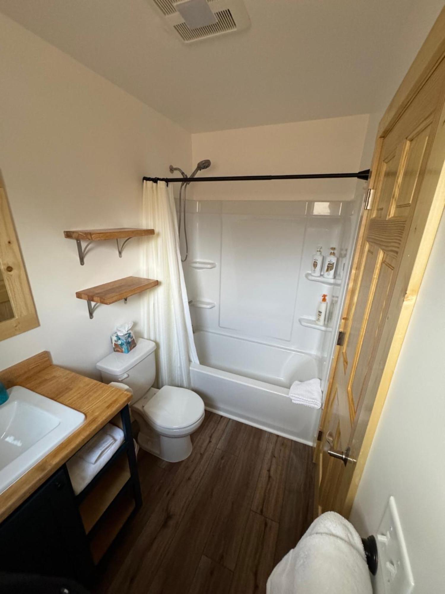 Talkeetna Wilderness Lodge & Cabin Rentals Sunshine Екстер'єр фото